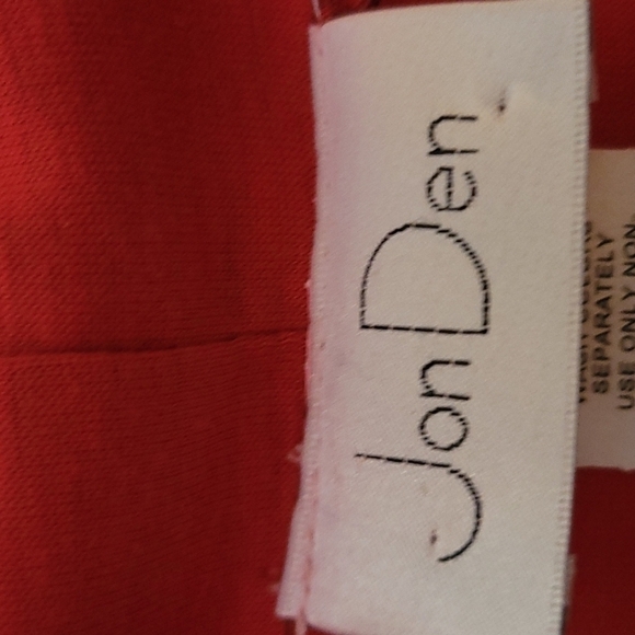 Jon Den Cowl Neck Longsleeve Flared Top Size Large Red - Picture 5 of 6